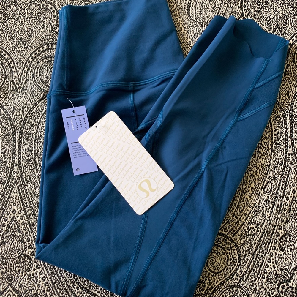 Lululemon Wunder Under crop